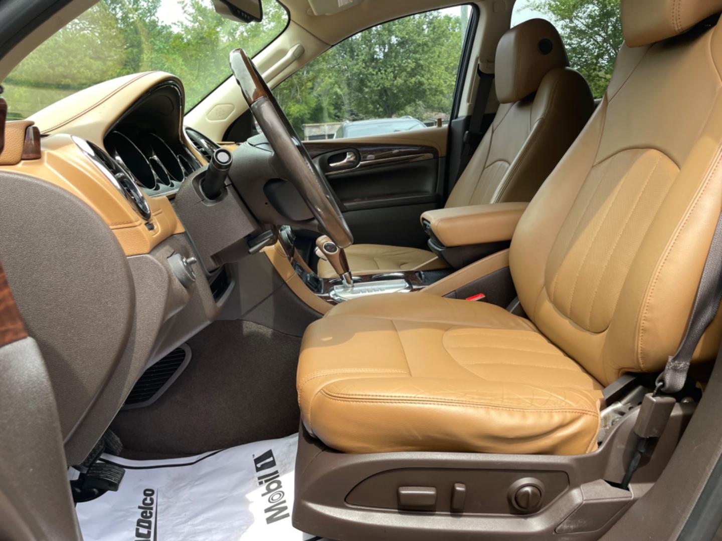 2016 BROWN BUICK ENCLAVE LEATHER (5GAKRBKD4GJ) with an 3.6L engine, Automatic transmission, located at 5103 Dorchester Rd., Charleston, SC, 29418-5607, (843) 767-1122, 36.245171, -115.228050 - Photo#21